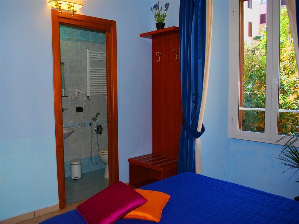 In Roma Vale&Hillary Colosseo B&B Exterior foto